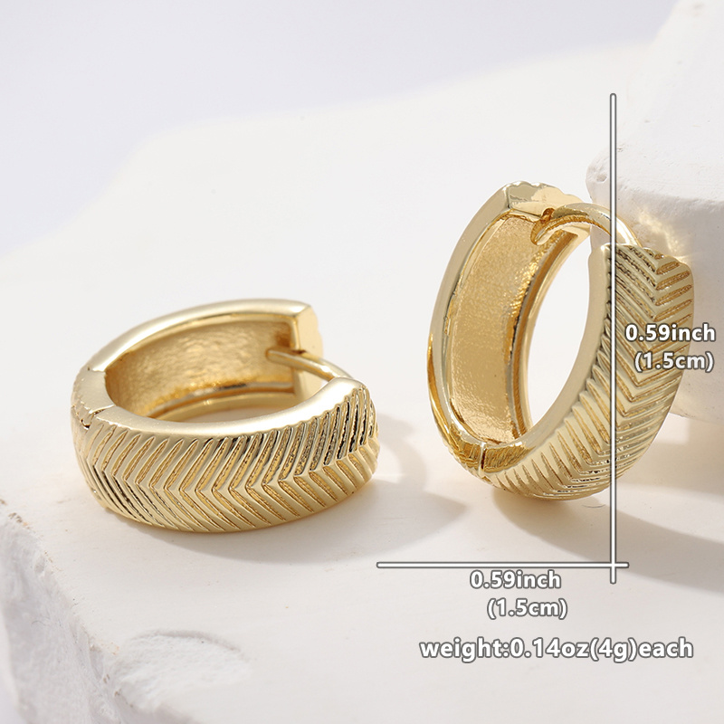 Women's Vintage Copper Small Arrow Cut Hoop Earrings